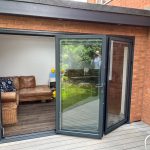 korniche 3 pane lead door open