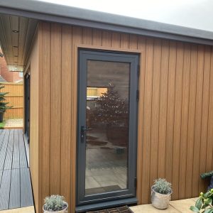 aluk single door campbell